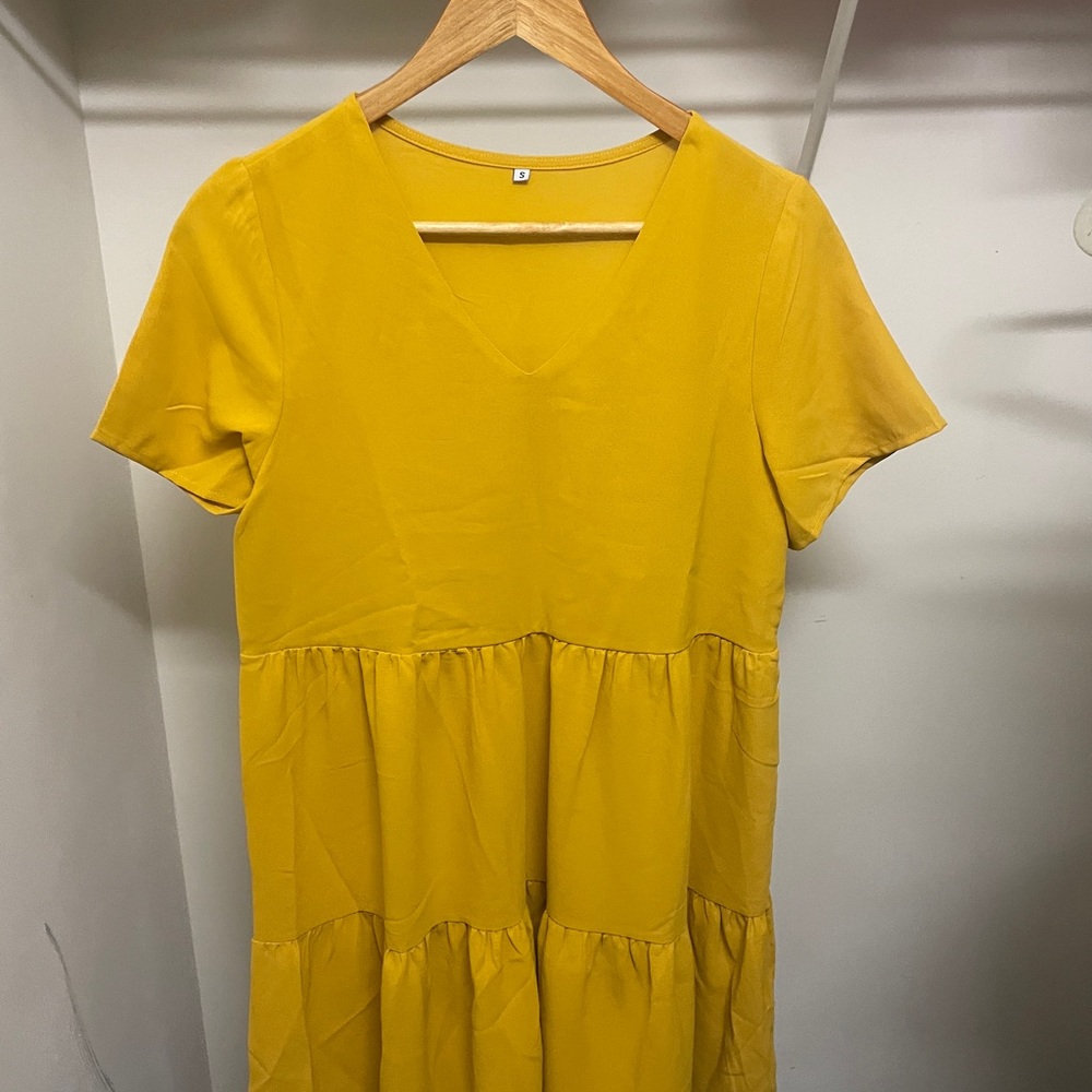 Size small dark yellow sundress! - Picture 4 of 4